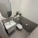 Beckhomes Munich, New, 2br With Terrace * Múnich