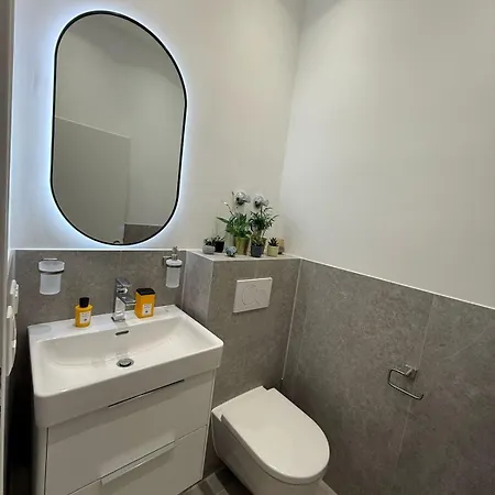 Beckhomes Munich, New, 2br With Terrace