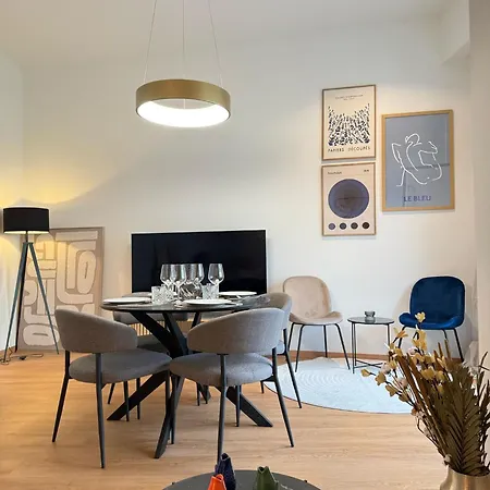 Beckhomes Munich, New, 2br With Terrace Apartmán
