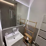 Beckhomes Munich, New, 2br With Terrace Apartment *